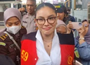 Nikita Mirzani Santai Dituntut 11 Tahun Penjara